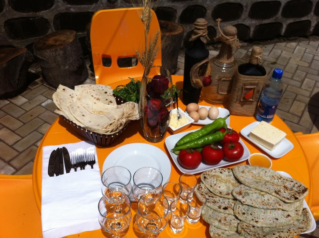 Zanger Hotel Goris Exterior foto
