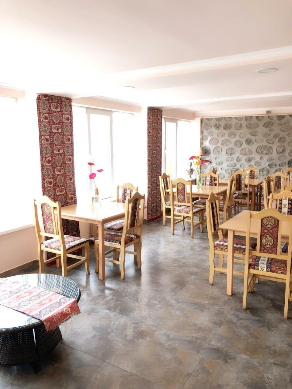 Zanger Hotel Goris Exterior foto